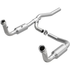 MagnaFlow 5551187 Direct-Fit Catalytic Converter 5551187 for 2007-2008 Dodge Nitro & 2008 Jeep Liberty