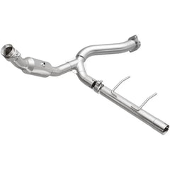 MagnaFlow 5551500 Direct-Fit Catalytic Converter 5551500 for 2007-2008 Ford Expedition, Lincoln Navigator