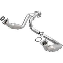 MagnaFlow 5551631 Direct-Fit Catalytic Converter 5551631 for 2009-2010 Cadillac Escalade, GMC Yukon, Silverado