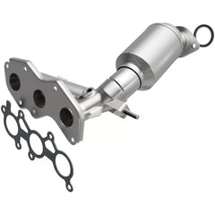 MagnaFlow 5582556 Manifold Catalytic Converter for 2011 Toyota Sienna, Stainless Steel, CARB Compliant