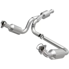 MagnaFlow 5582578 Direct-Fit Catalytic Converter 5582578 for 2009-2013 Chevy/GMC Trucks, Stainless Steel
