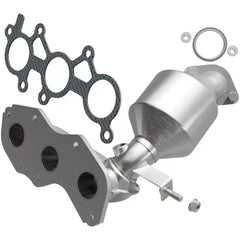 MagnaFlow 5582832 Manifold Catalytic Converter 5582832 for 2007-2013 Toyota Highlander/Sienna, Stainless Steel