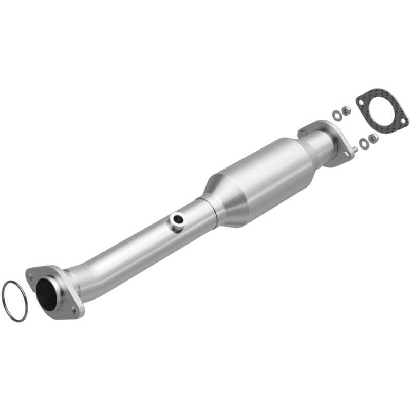 MagnaFlow 21-041 OEM Grade Direct Fit Catalytic Converter