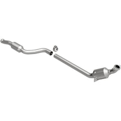 MagnaFlow 21-447 OEM Grade Direct Fit Catalytic Converter