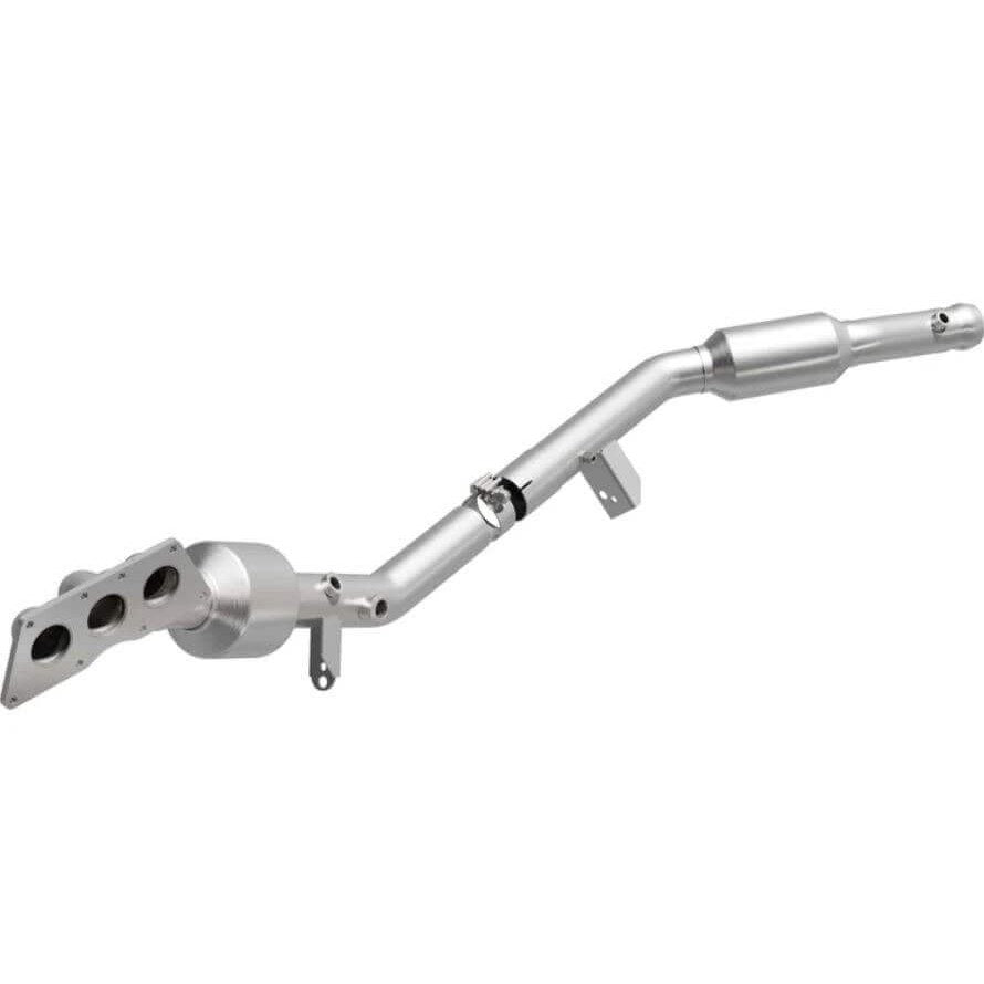MagnaFlow 22-069 OEM Grade Direct Fit Catalytic Converter