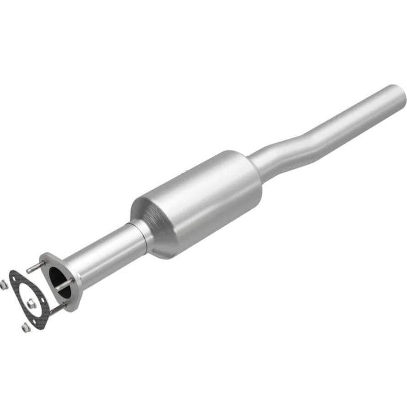 MagnaFlow 280448 OEM Grade Direct Fit Catalytic Converter