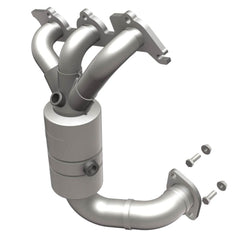 MagnaFlow 51735 Direct Fit OEM Grade Catalytic Converter